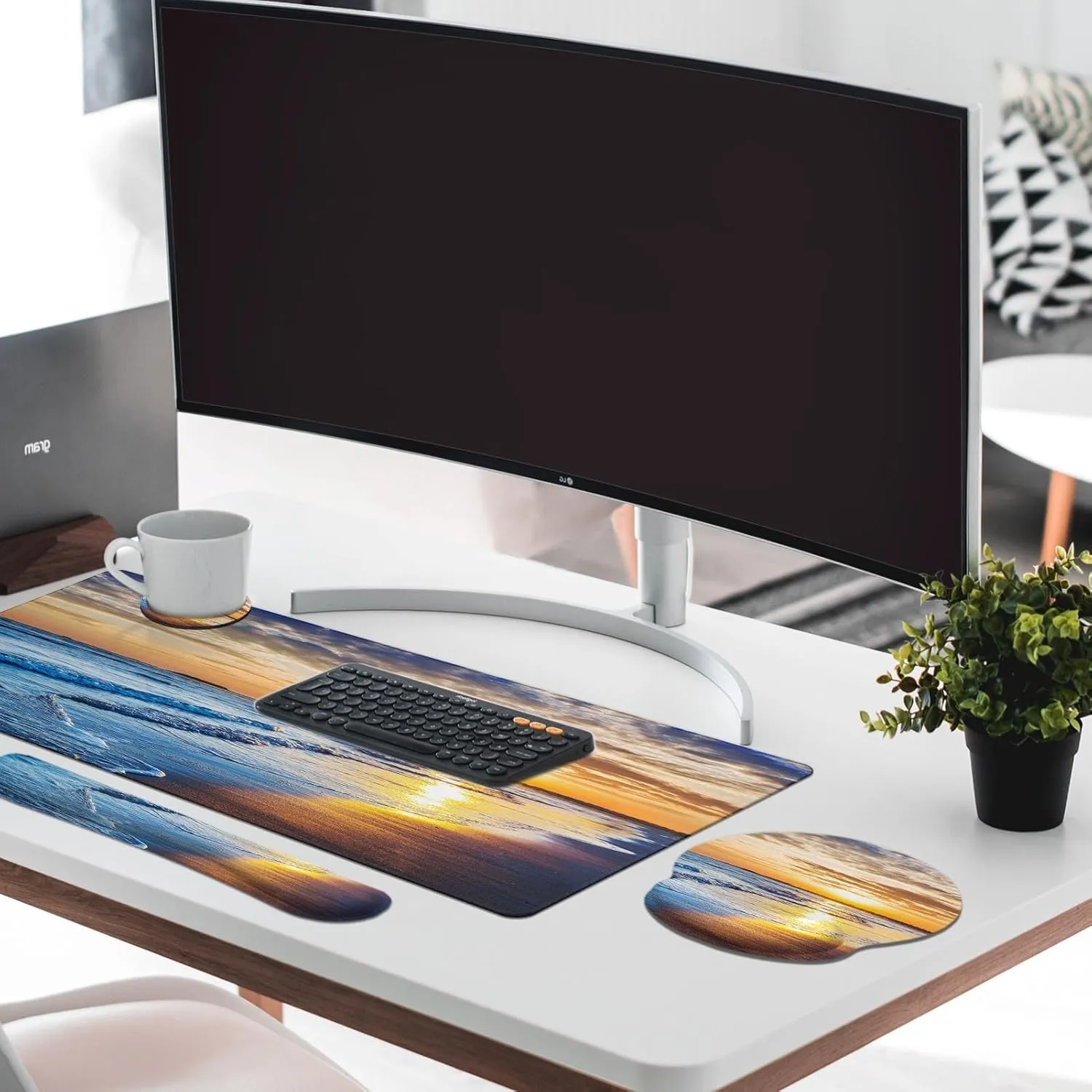 Arttown Sunset Sea Sun Desk Mat, Ocean Beach Blue Mouse Pad Set with Wrist Support, 4-in-1 Large Mousepad Keyboard Wrist Rest Mouse Wrist Rest Coaster with Ergonomic Design, Non-Slip Office Mat