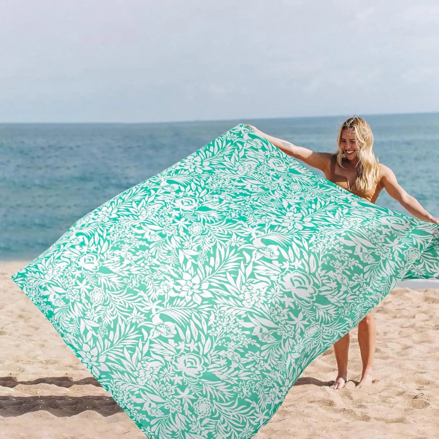 Beach Blanket Waterproof Sandproof Oversized, 110''×118'' Extra Large Beach Mat Sand Free, Lightweight Compact Folable Pinic Blanket w/ 4 Stakes & Pockets for Camping, Travel