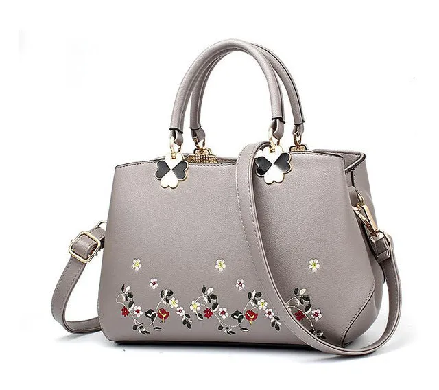 Chic Leather Women Handbag Polished