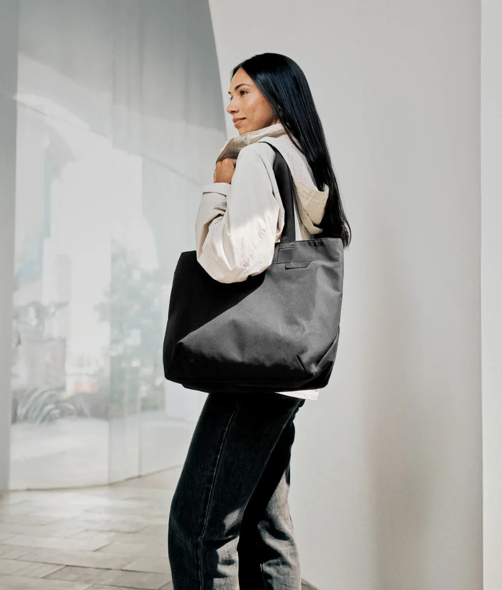 Elements Tote (M)
