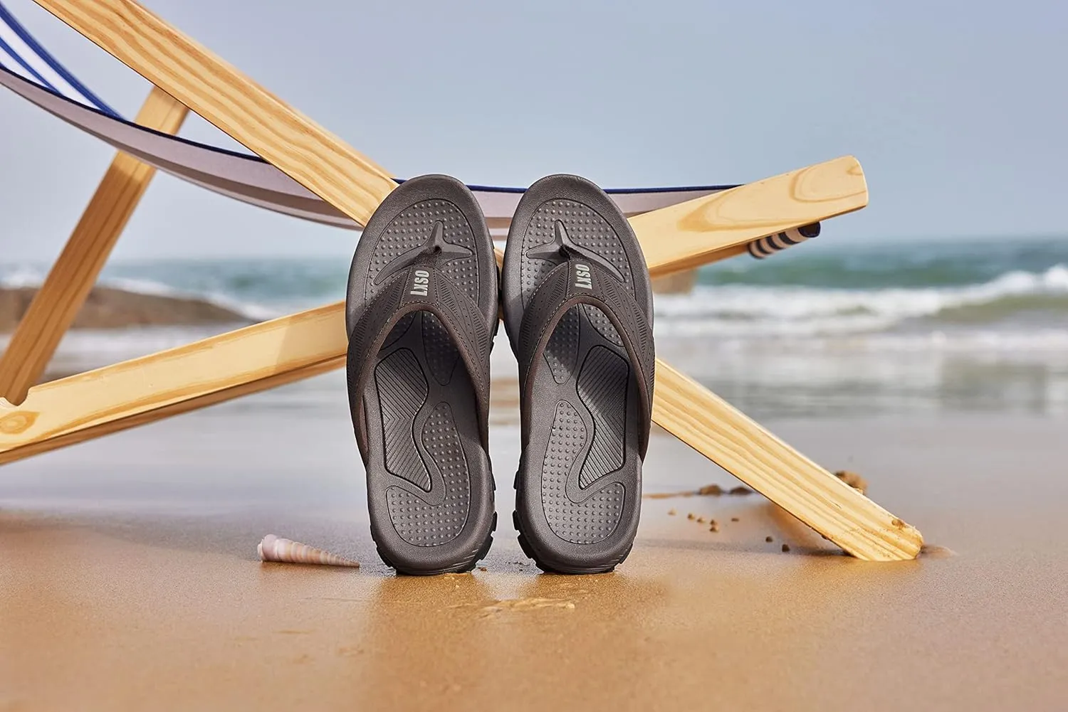 Flip Flops for Men Beach Thong Sandals with Arch Support Water Resistant Slippers Shower Shoes