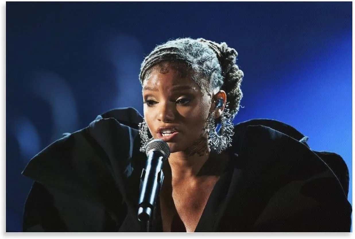 Halle Bailey Poster (16) Picture Print Wall Art Poster Painting Canvas Posters Artworks Gift Idea Room Aesthetic 20x30inch(50x75cm)