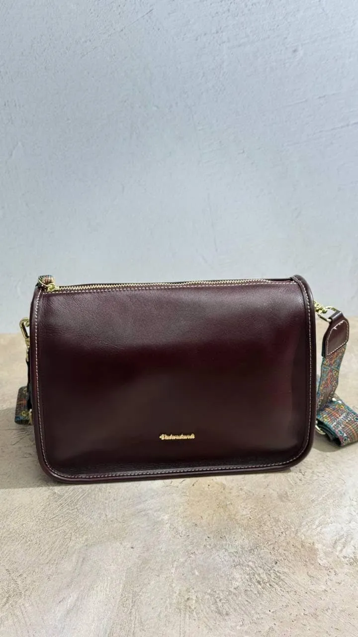 “Isabella” — Elegant Leather Bag