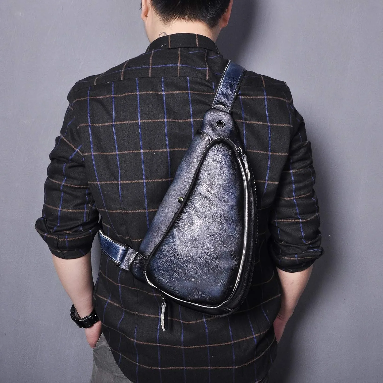 Le'aokuu Mens Fashion Casual Tea Designer Travel Hiking Crossbody Chest Sling Bag Rig One Shoulder Strap Bag For Men Leather
