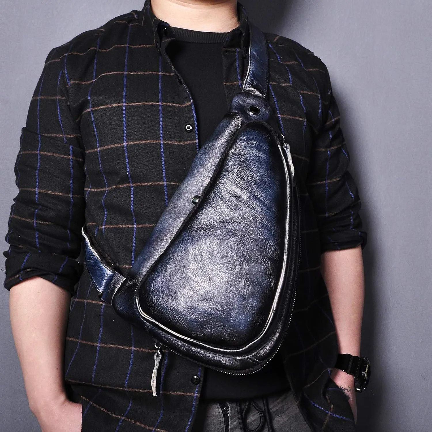 Le'aokuu Mens Fashion Casual Tea Designer Travel Hiking Crossbody Chest Sling Bag Rig One Shoulder Strap Bag For Men Leather