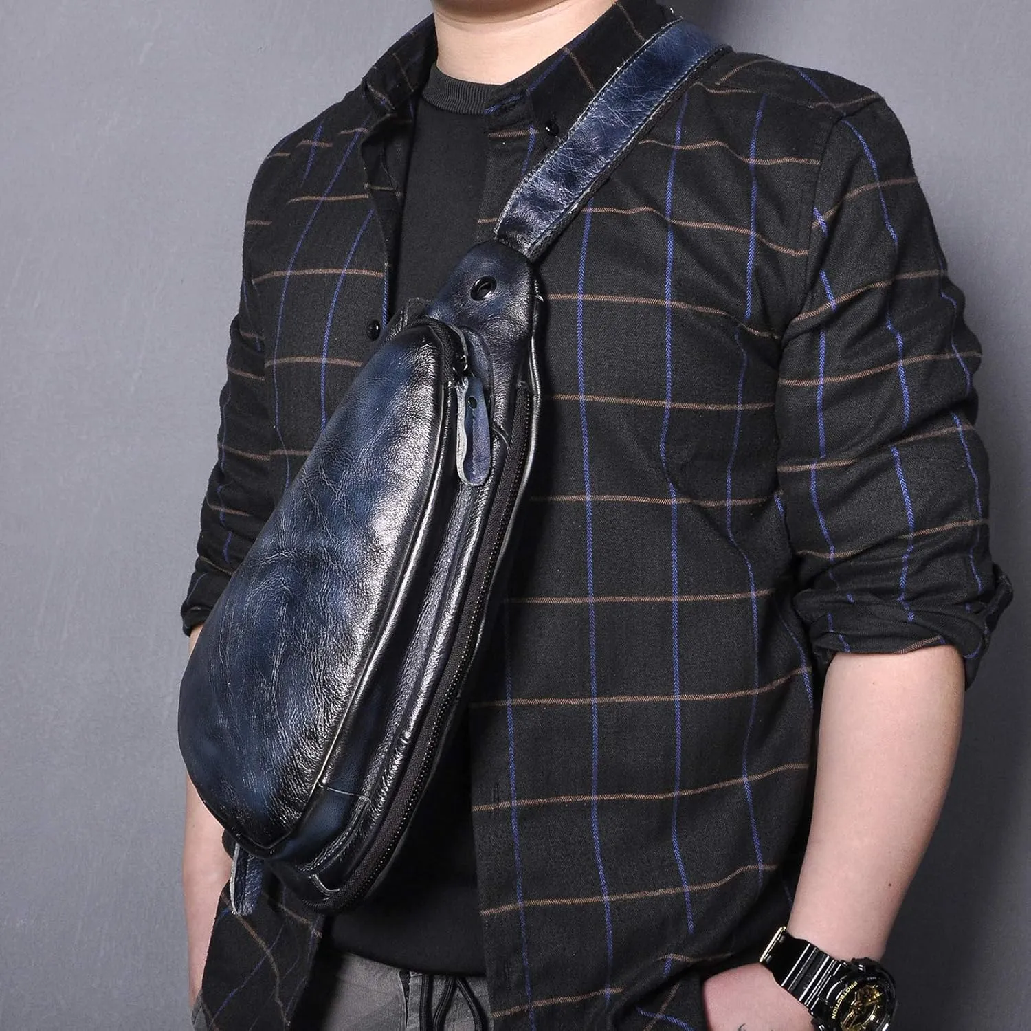 Le'aokuu Mens Fashion Casual Tea Designer Travel Hiking Crossbody Chest Sling Bag Rig One Shoulder Strap Bag For Men Leather