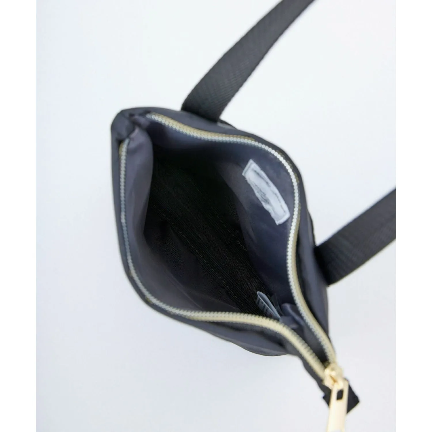 Legato Largo Fuwari Smart Phone Shoulder Bag (SA)