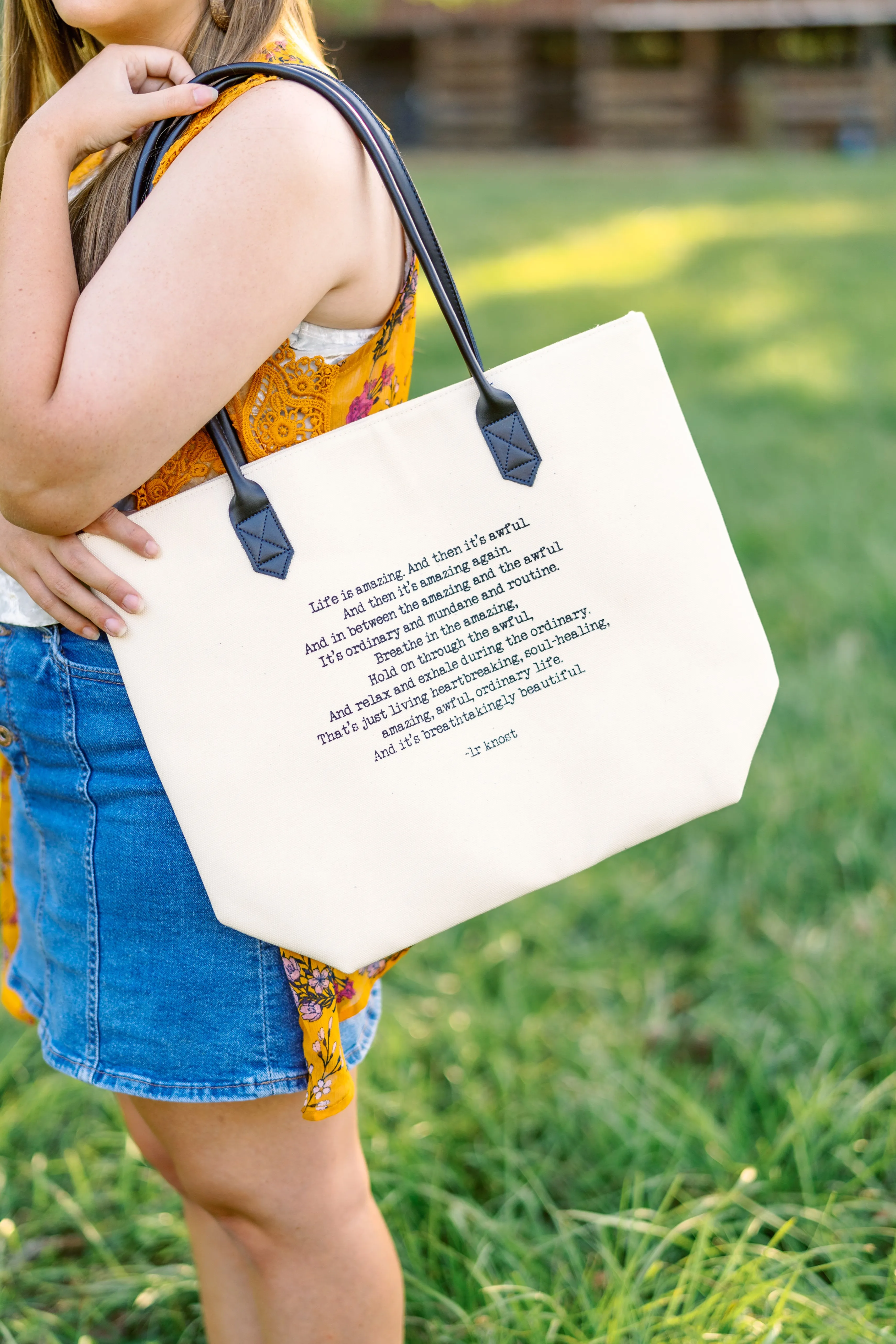 Life quote tote bag
