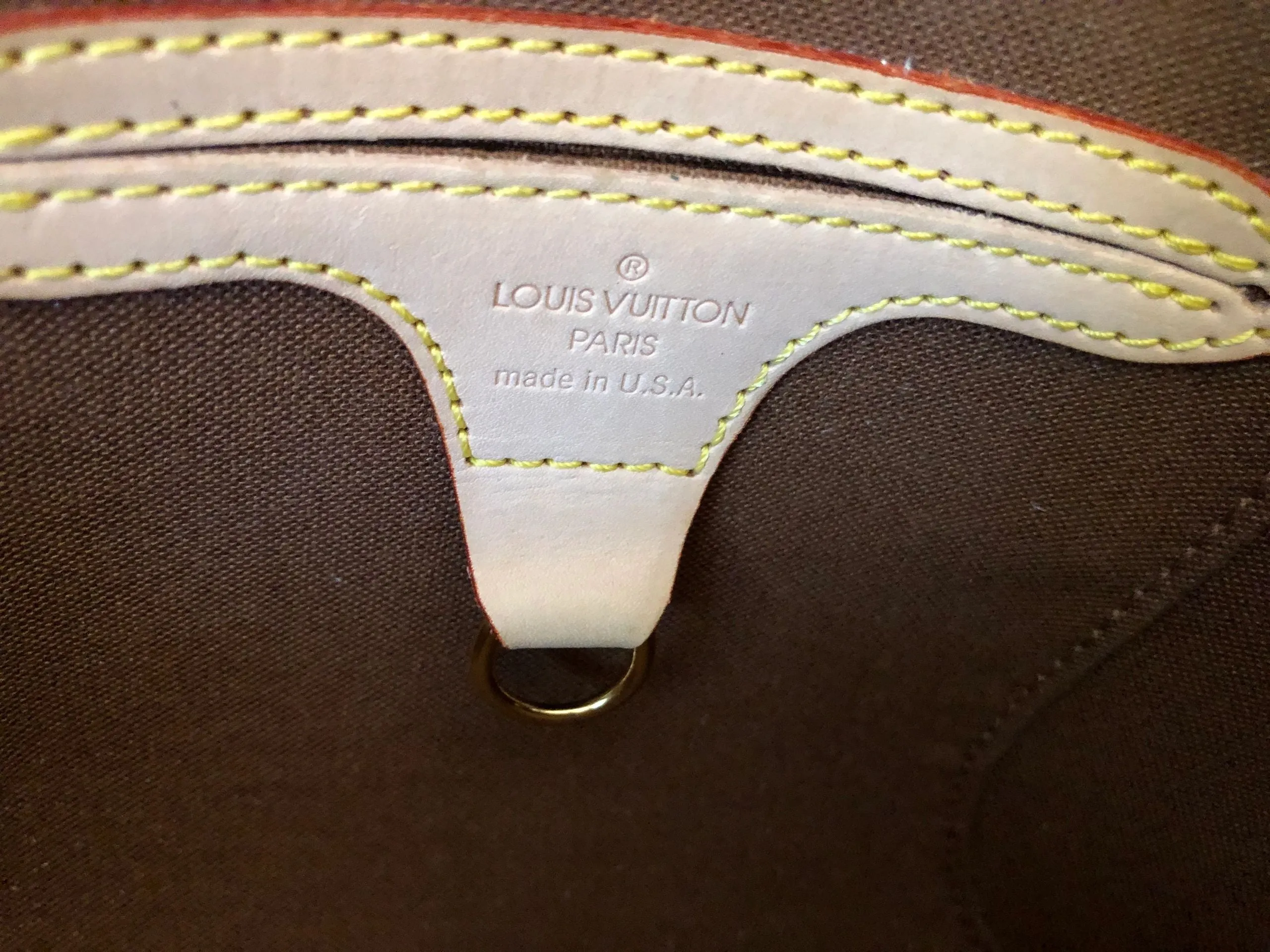 Louis Vuitton Monogram Ellipse Pm