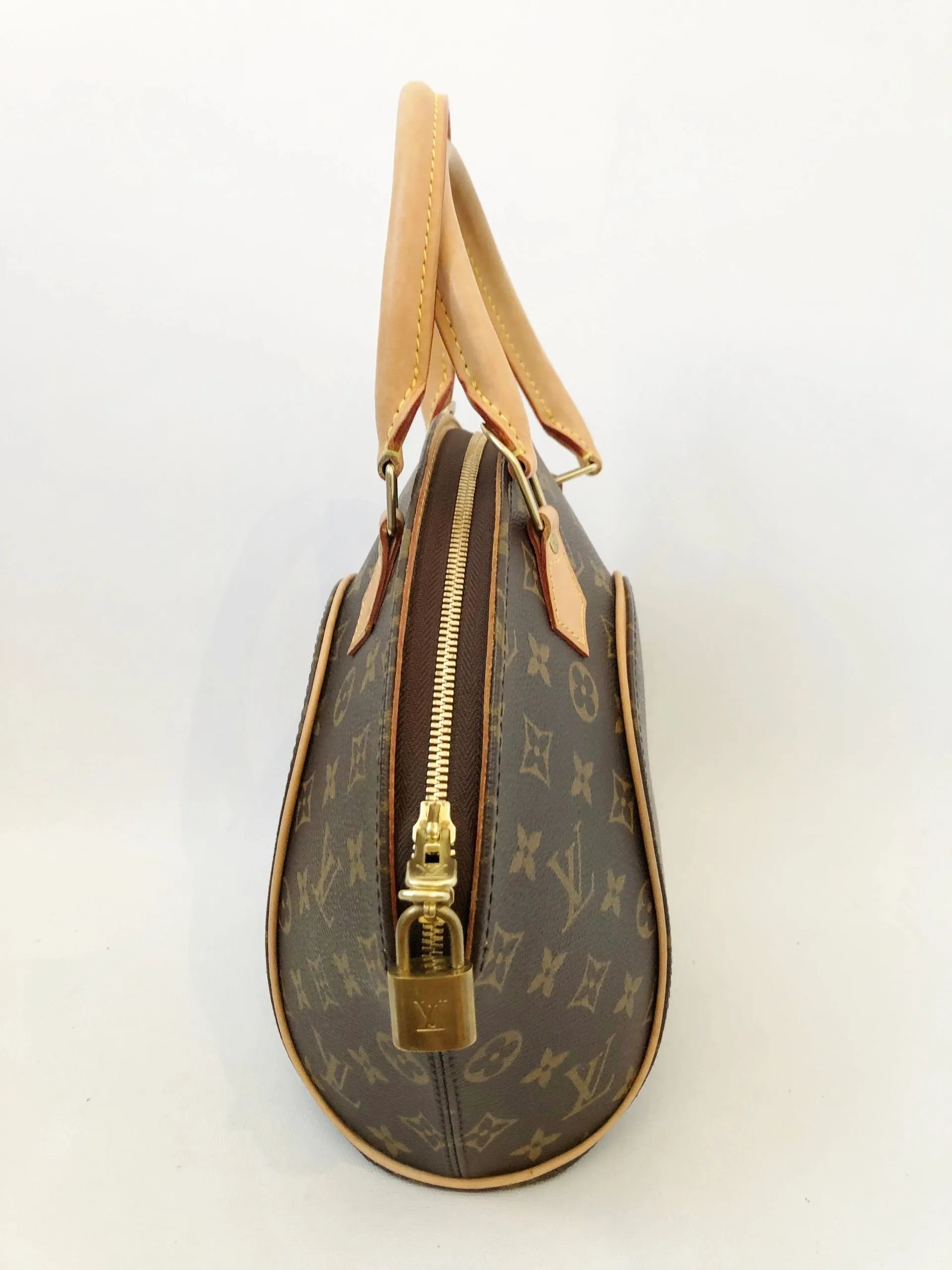 Louis Vuitton Monogram Ellipse Pm
