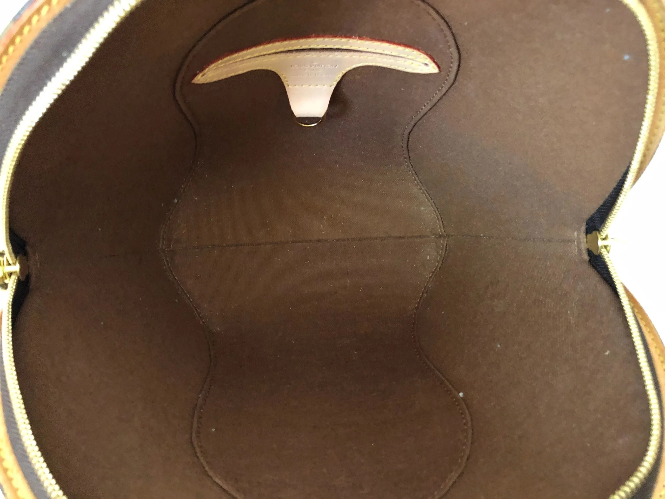 Louis Vuitton Monogram Ellipse Pm