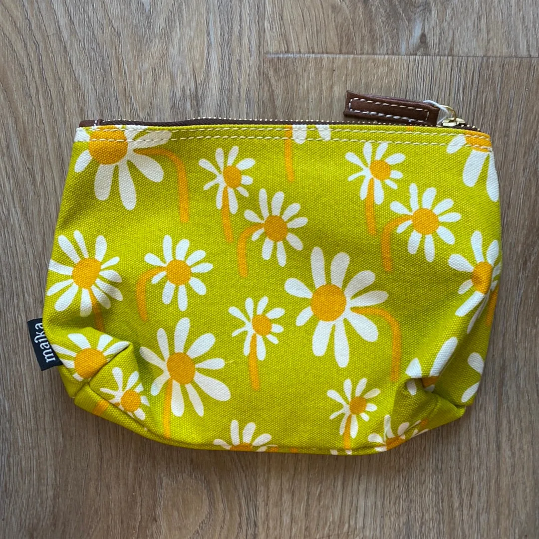 Medium Pouch-