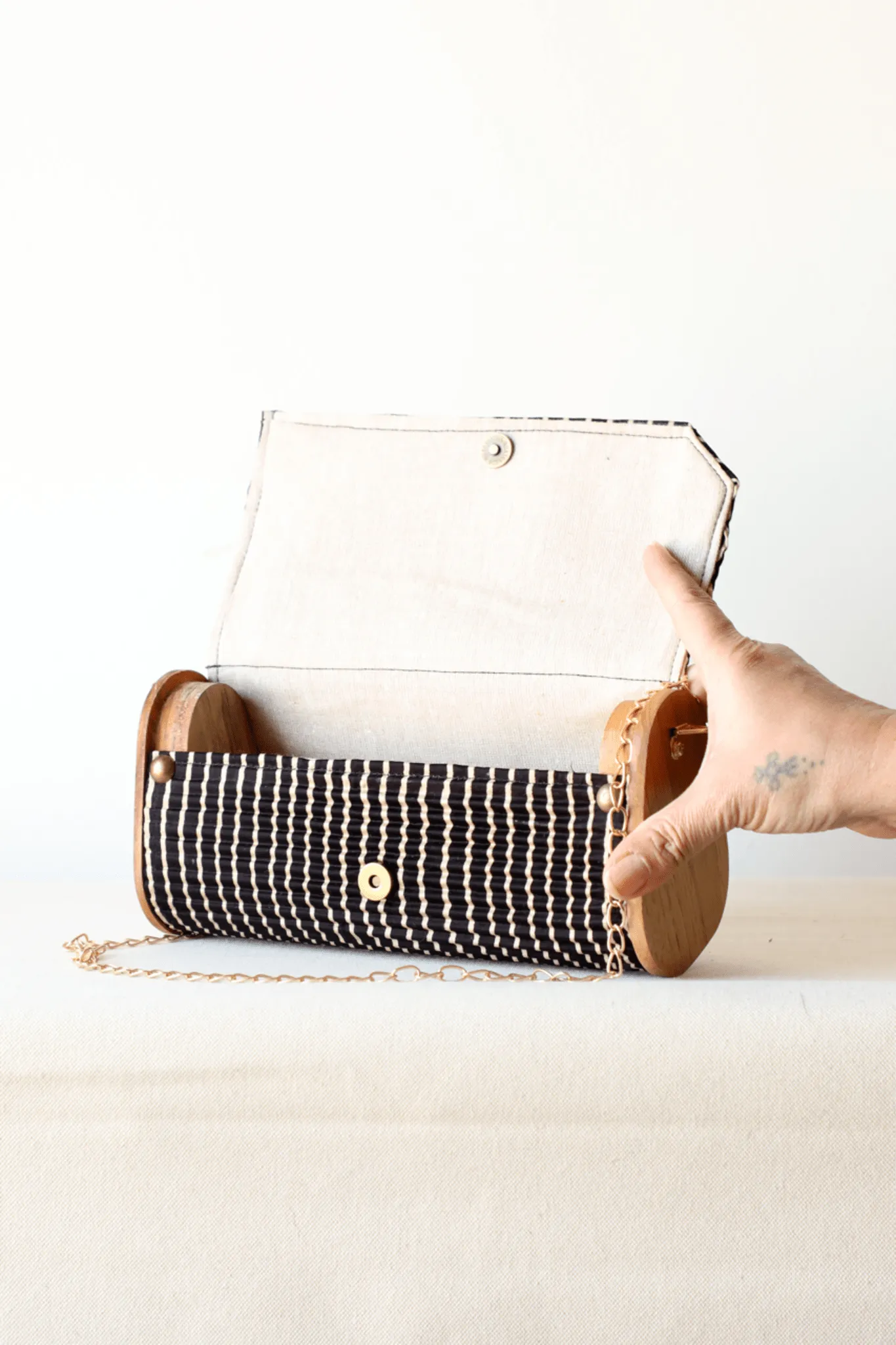 Mini Clutch - Line