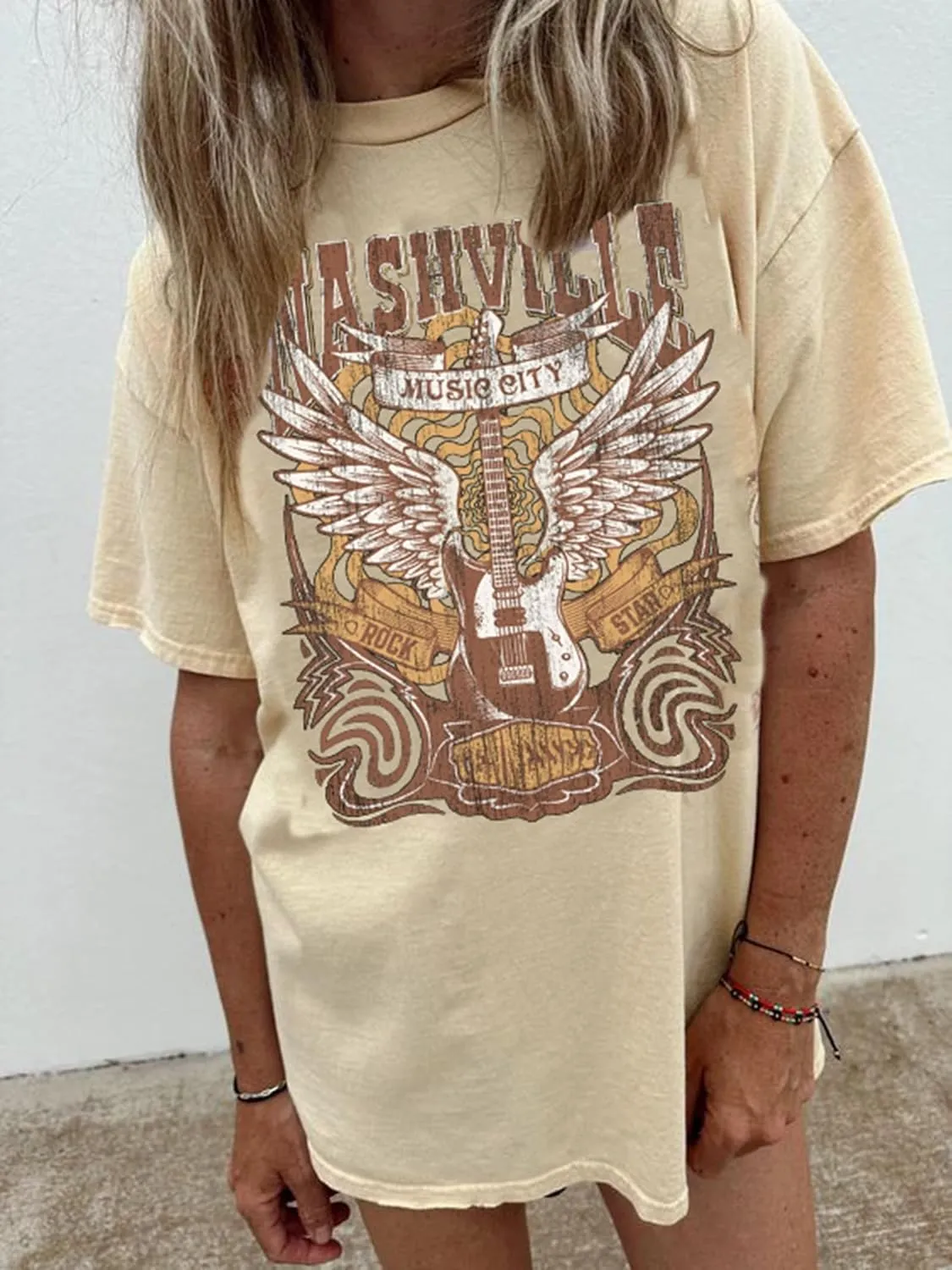 Nashville Music City T-Shirt Women Country Music Oversized Shirts Rock Band Tshirt Vintage Guitar Wings Graphic Tees
