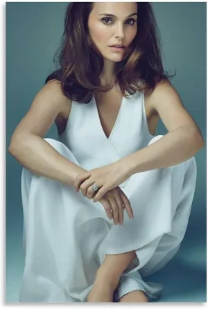 Natalie Portman Sexy Poster (1) Art Poster Canvas Painting Decor Wall Print Photo Home Modern Decorative Posters Framed/Unframed 16x24inch(40x60cm)