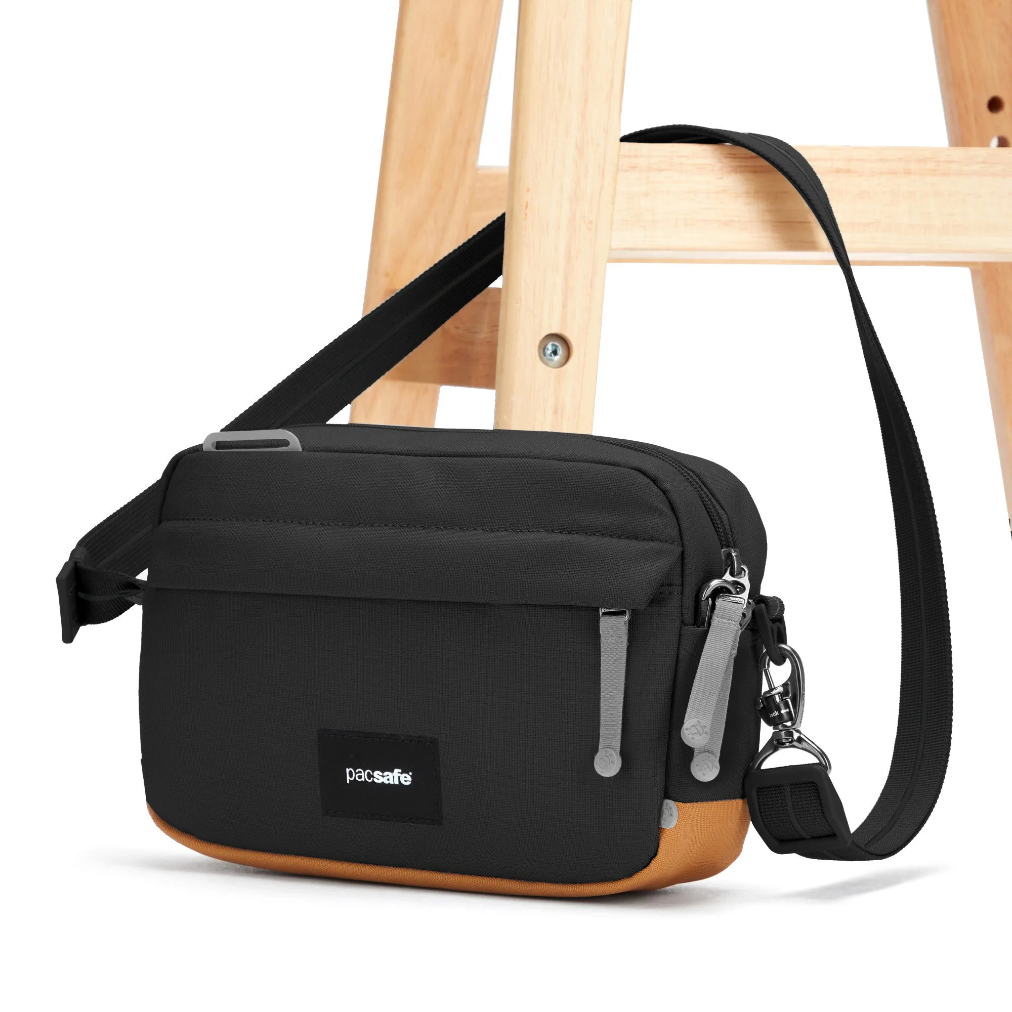 PacsafeGO Crossbody
