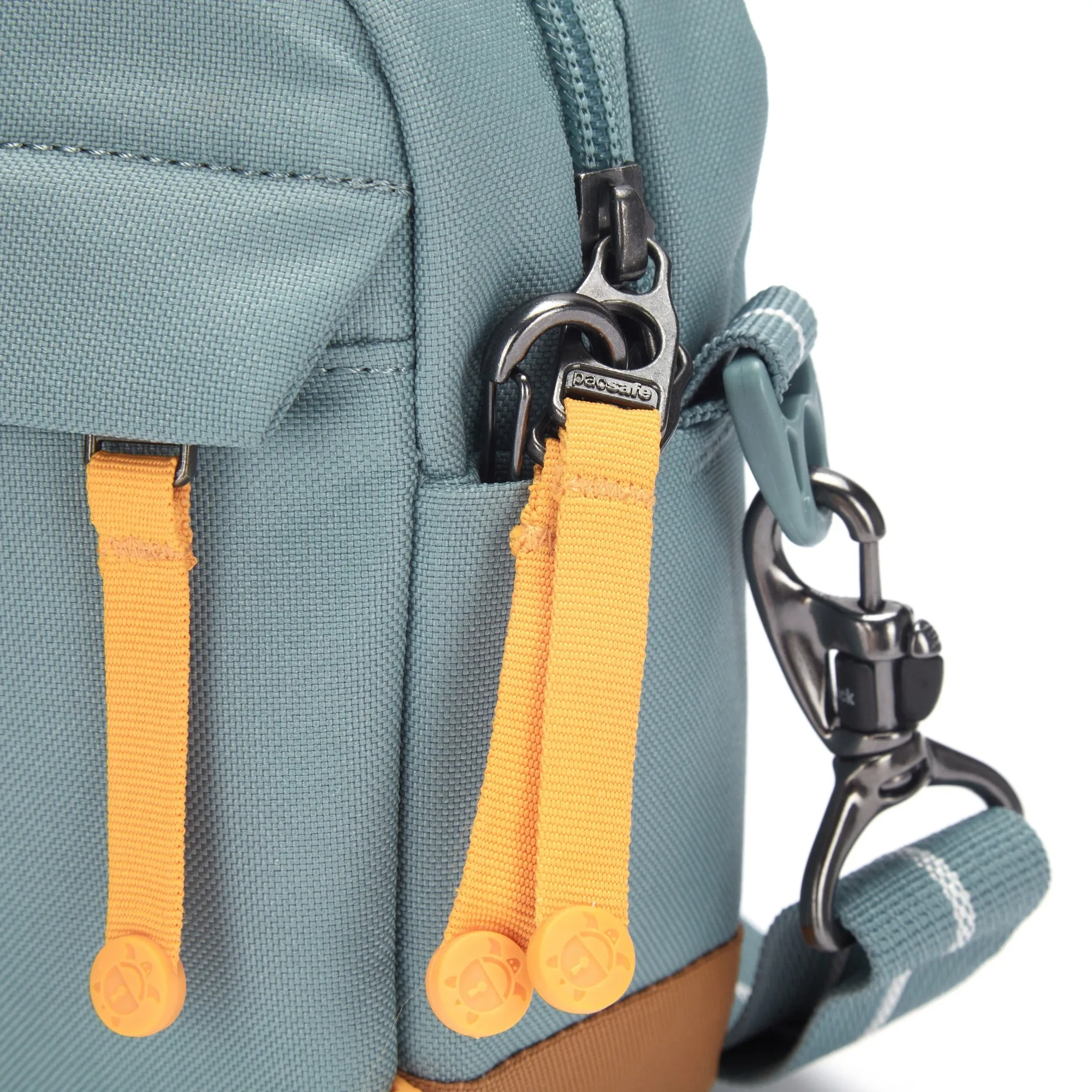 PacsafeGO Crossbody