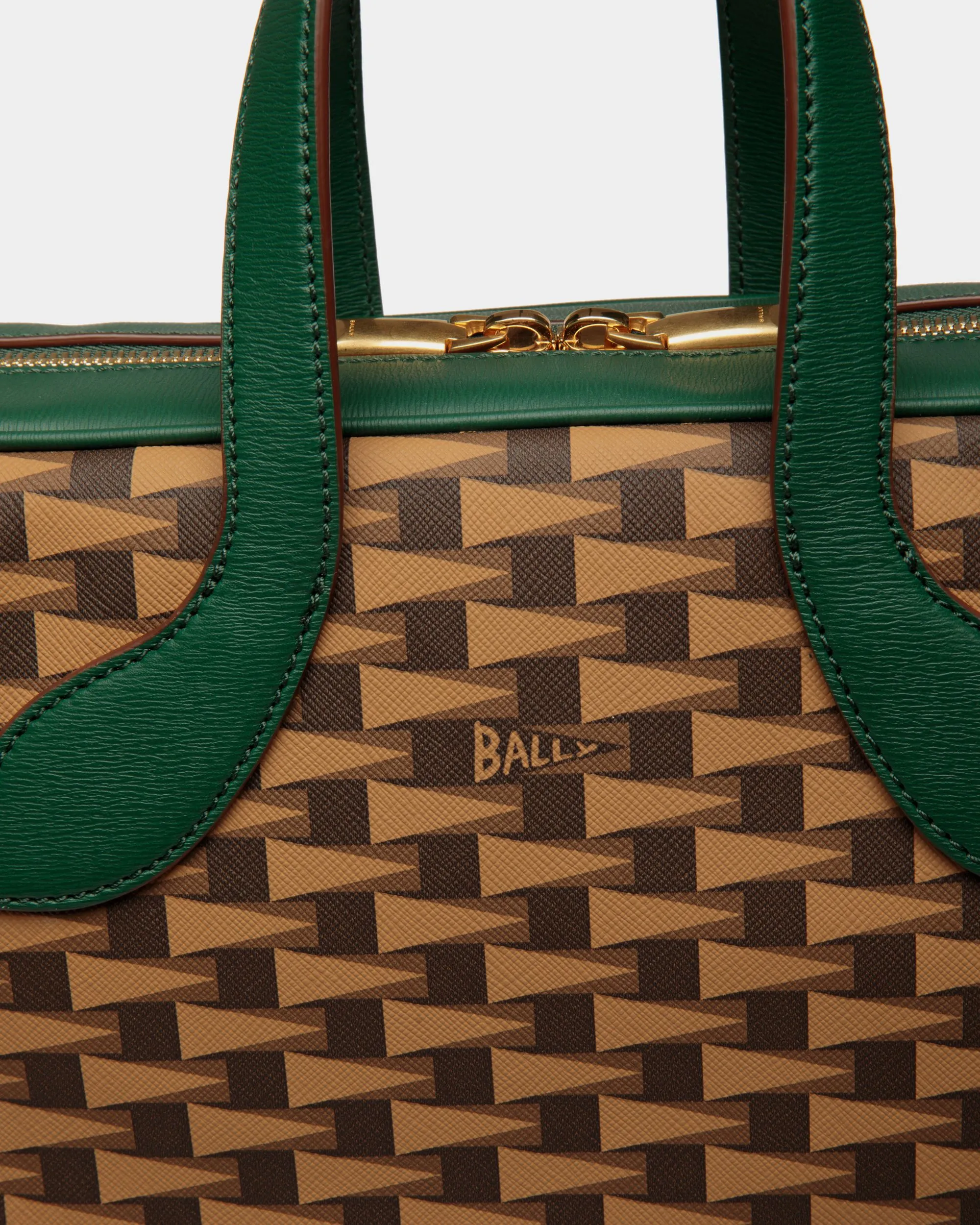 Pennant Briefcase In Desert TPU And Kelly Green Leather