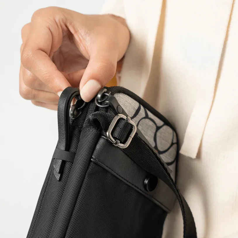 Sherpani Simplicity  Anti Theft - Sakura