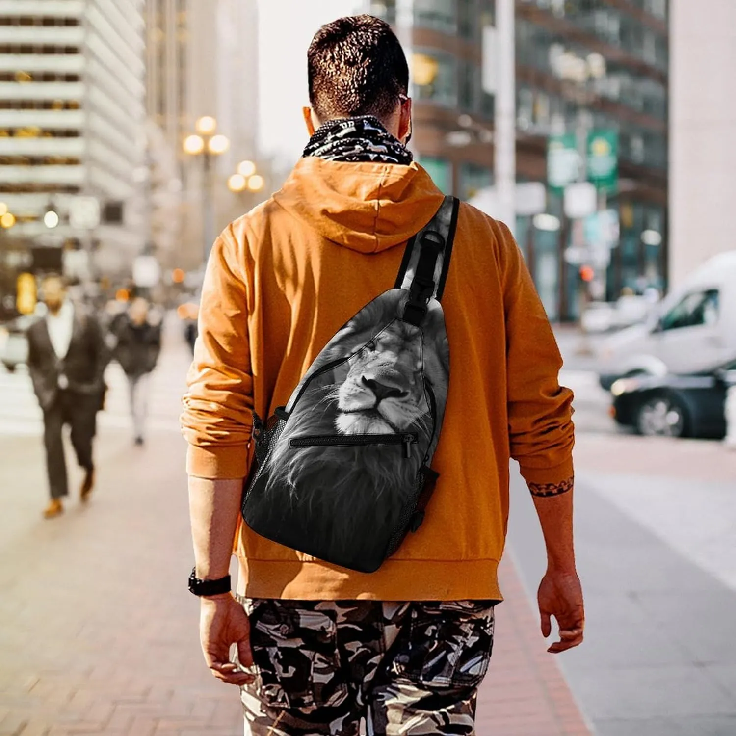 Sling Bag Crossbody Backpack for Men Women African Lion Black And White Chest Bag Crossbody Bag for Travel Sport Running