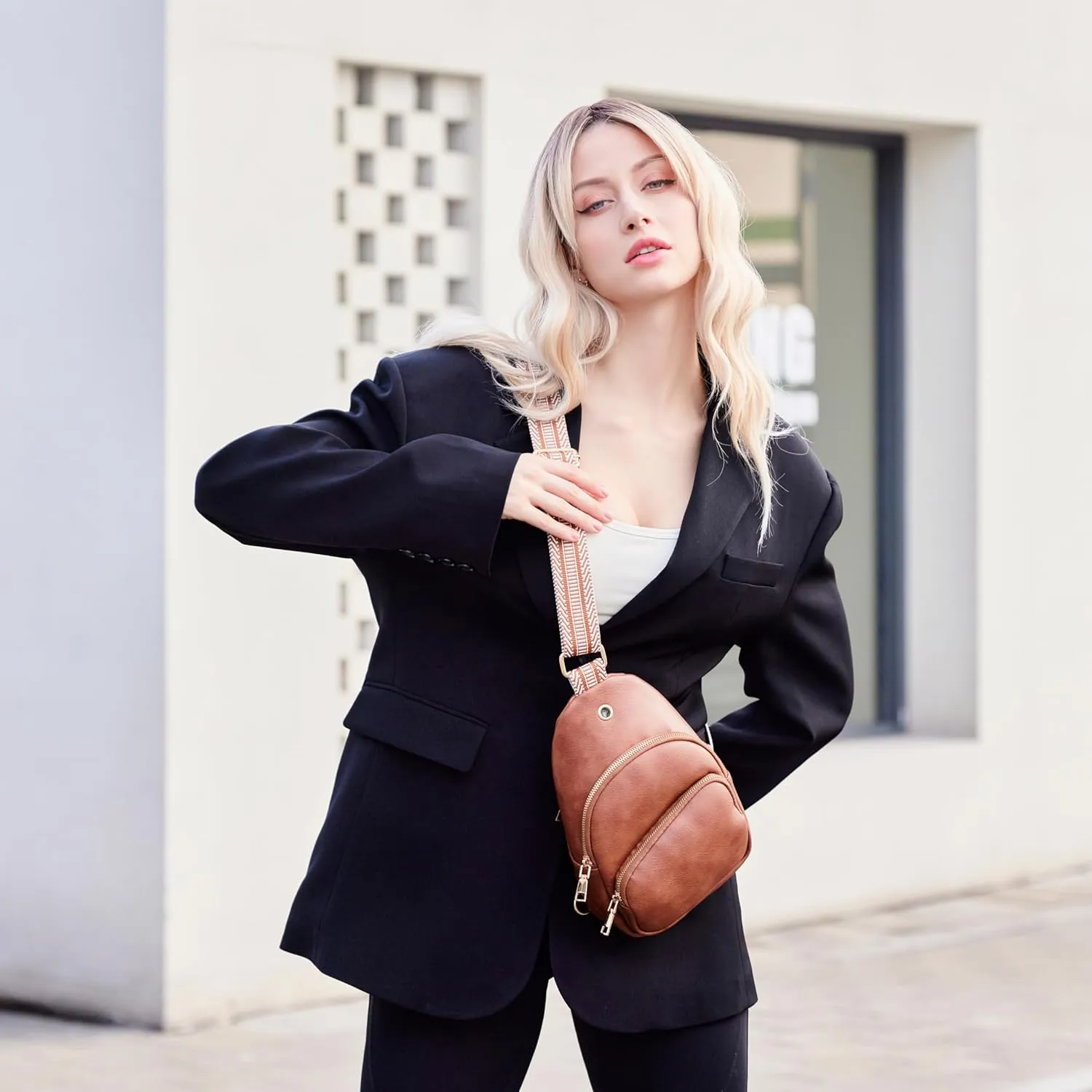 Small Sling Bag for Women Leather Crossbody Bags Fanny Pack Chest Bag for Travel