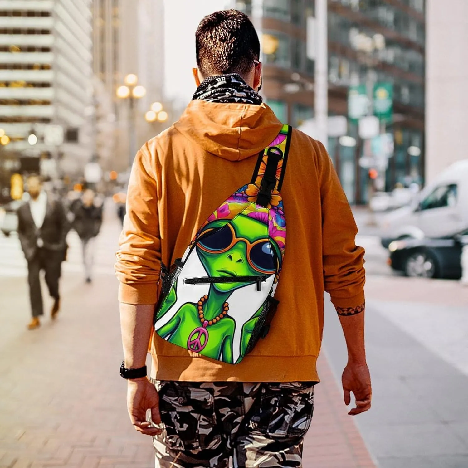 Supdreamc Sling Shoulder Backpack for Men Women Multipurpose Anti-Theft Gym Bags Sack Daypack Outdoor Backpack Carry On Bag, Funny Alien Peace Marijuanaweed Art Shoulder Crossbody Bag Chest Pack