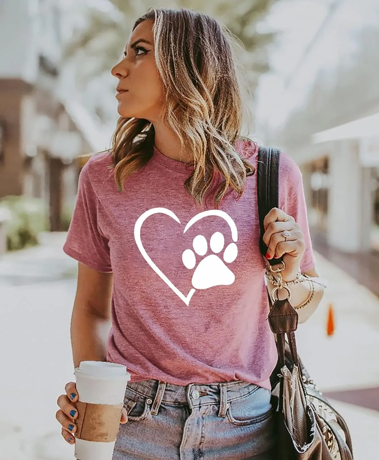 Susongeth Dog Paw Love Heart Print T-Shirt for Women Short Sleeve Dog Mom Graphic Tees Tops Mother's Day Shirts