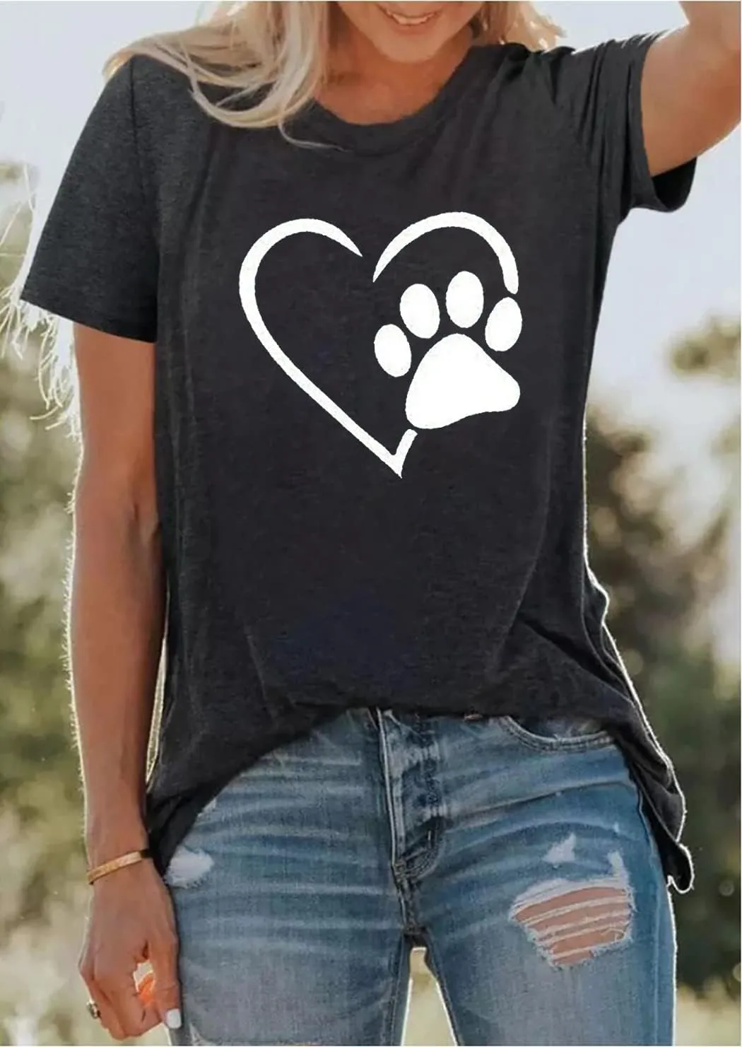 Susongeth Dog Paw Love Heart Print T-Shirt for Women Short Sleeve Dog Mom Graphic Tees Tops Mother's Day Shirts