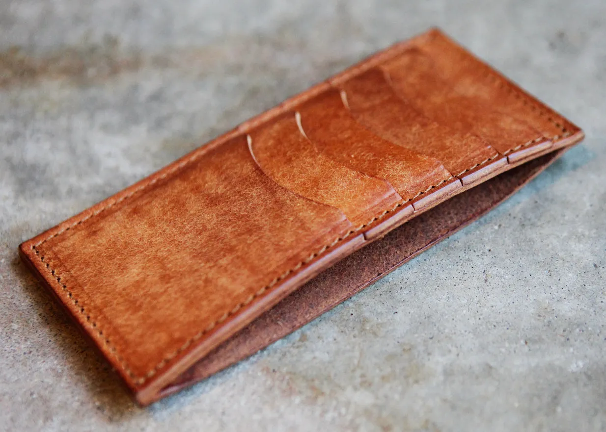 the nomad card carrier