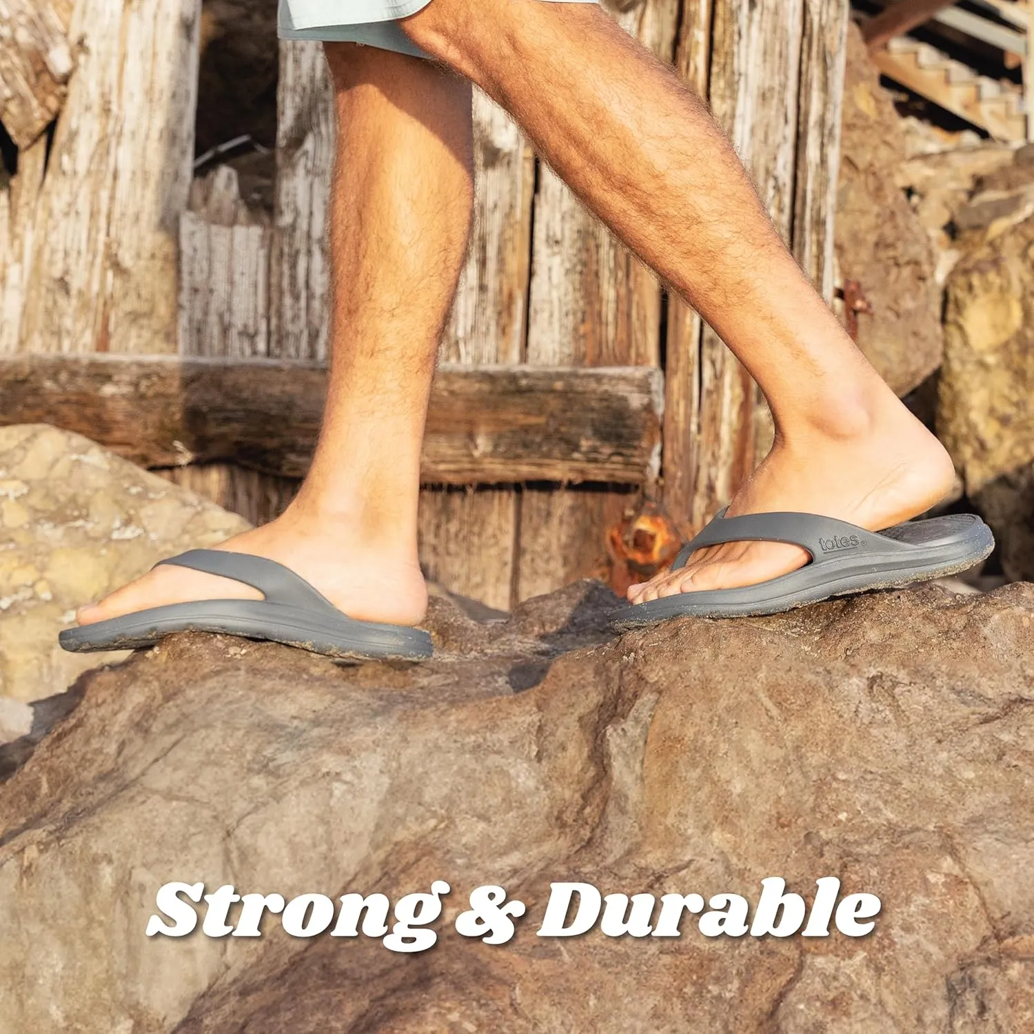 totes Men's Everywear Ara Thong Sandal