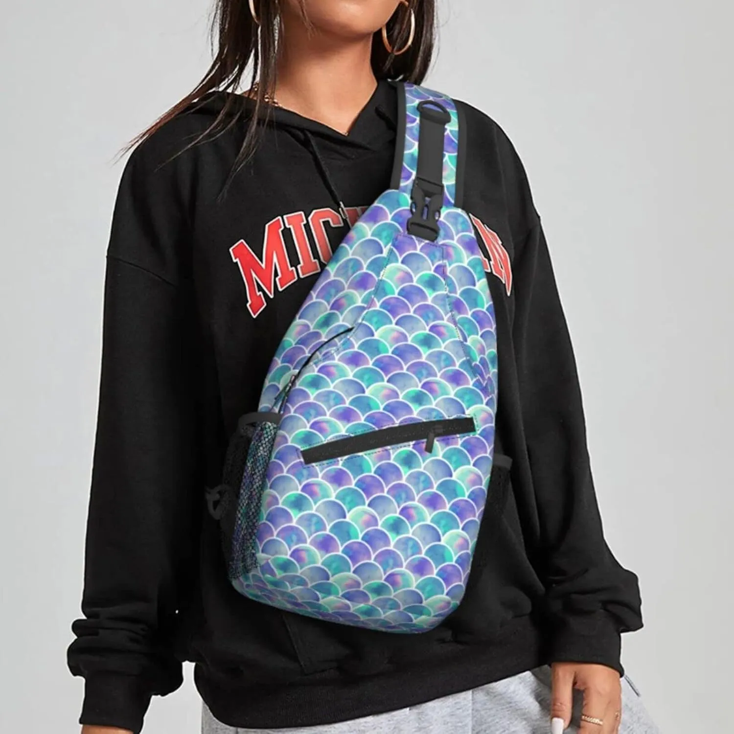 Women Cute Mermaid Scales Crossbody Sling Backpack for Men Chest Bag Shoulder Bag Lightweight One Strap Backpack Travel Outdoor Daypack