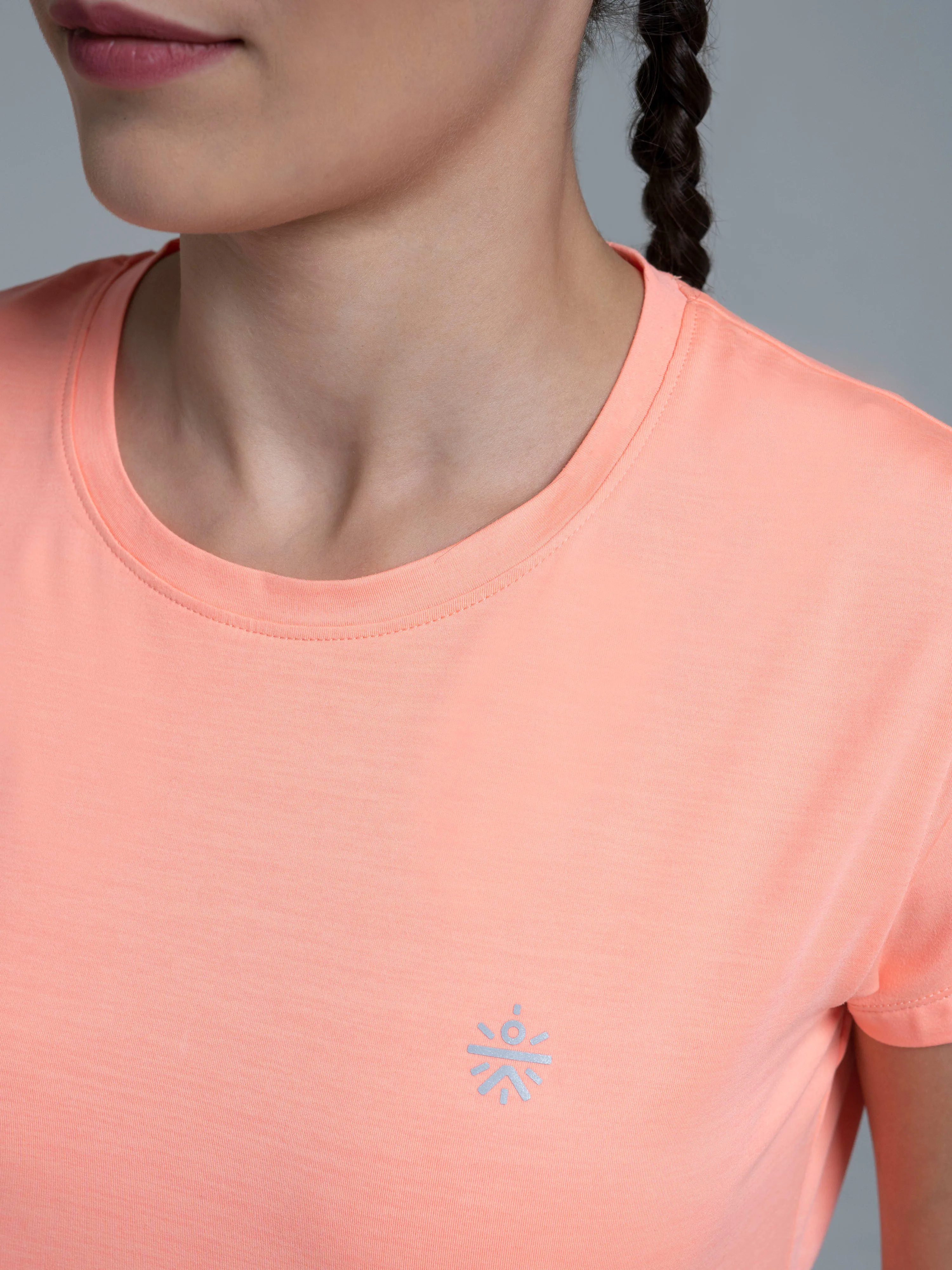 Women's Classic Round Neck T-shirt