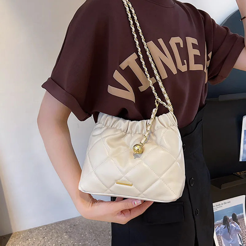 Women's Popular Summer Fashion Rhombus Commuter Solid Shoulder Bags