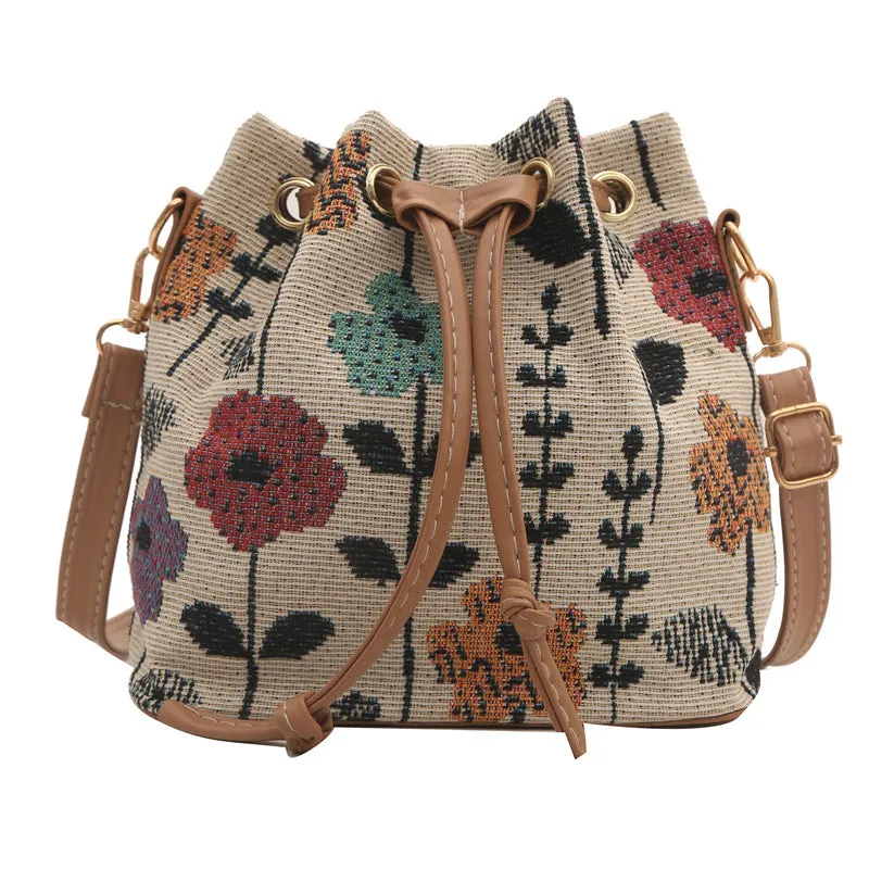 Women's Popular Western Style Ethnic Versatile Texture Bags