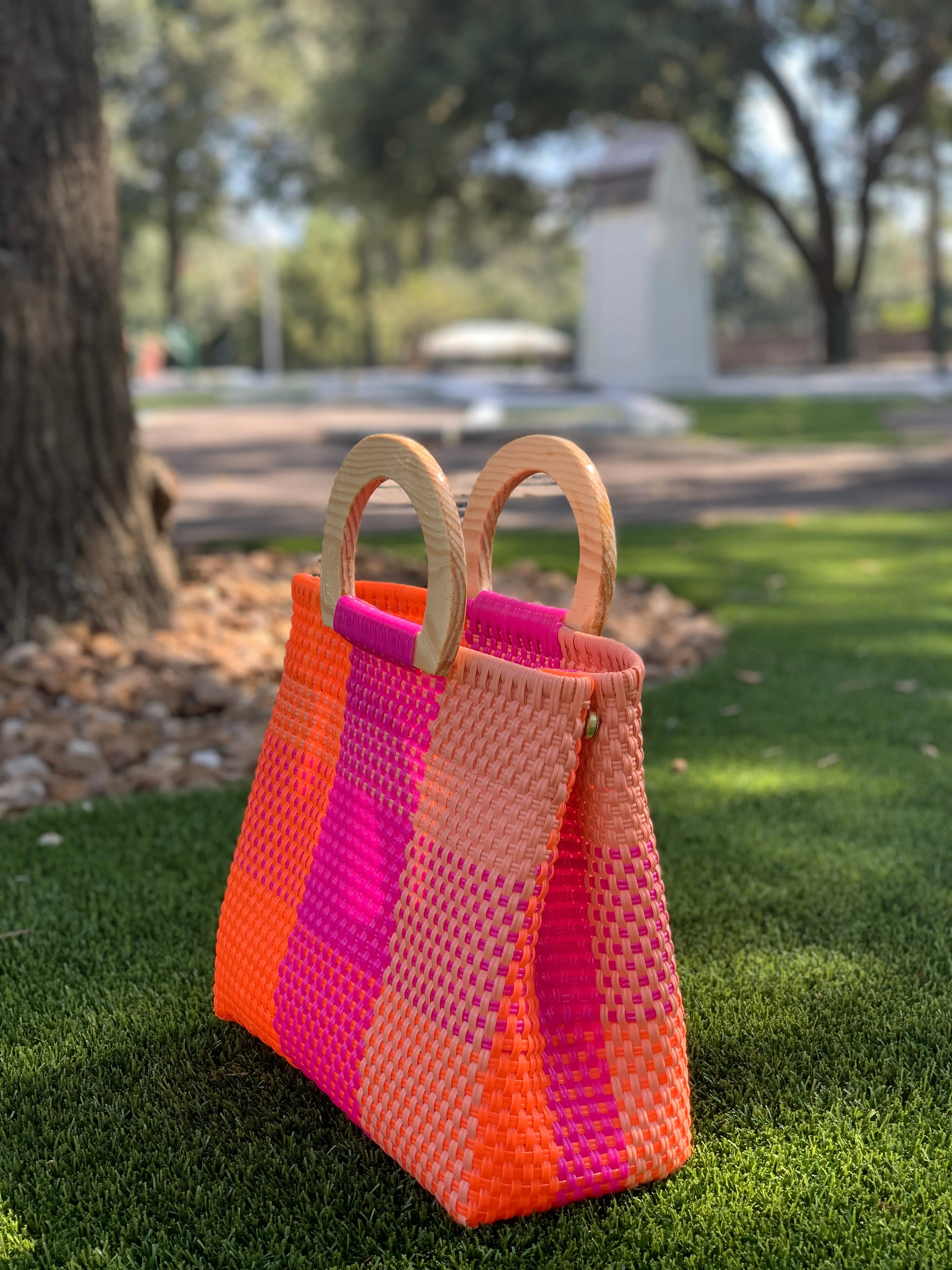 Wooden Handle Tote - Paraiso